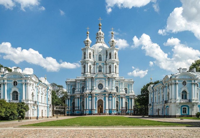 По завершении реконструкции собора петербуржцы и гости города смогут вновь посетить один из красивейших храмов Петербурга и подняться на самую высокую обзорную площадку.