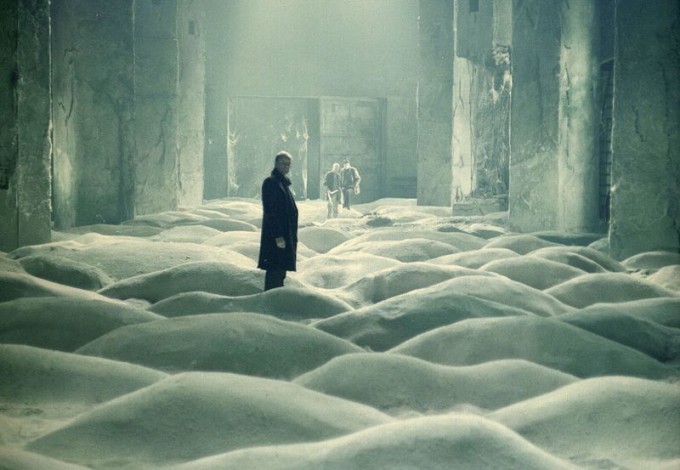 Уже в октябре на большом экране петербуржцам покажут отреставрированный фильм «Сталкер», снятый Андреем Тарковским на «Мосфильме» ещё в 1979 году.