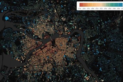 Картограф Никита Славин представил проект, в котором показан возраст различных построек города. Всего на карте отображено более 55 тысяч зданий. Подобные ресурсы существуют у Нью-Йорка, Барселоны и других крупных городов.