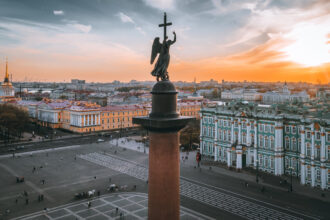 Помогаем спланировать досуг в Петербурге — развлечения, достопримечательности, экскурсии, музеи, рестораны и другие интересные места, которые стоит посетить.