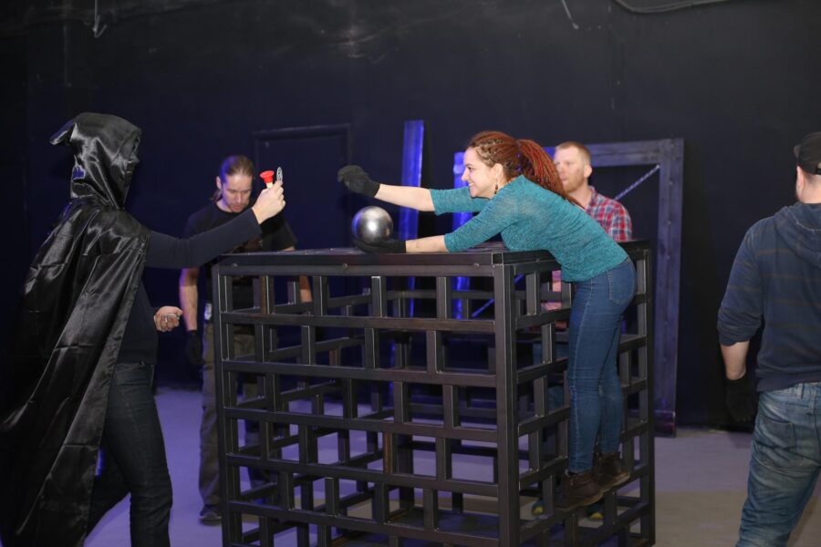 Интерактивный экшен-квест Живая сталь, групповые развлечения в Петербурге